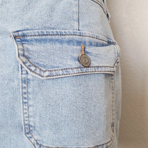 Regeneration by Celebrity Pink Blue Denim Cargo Mini Skirt in Mid Rise - Picture 4 of 9